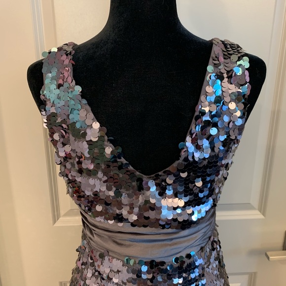 Gray Double V Neck Large Sequined Dress - Picture 6 of 6